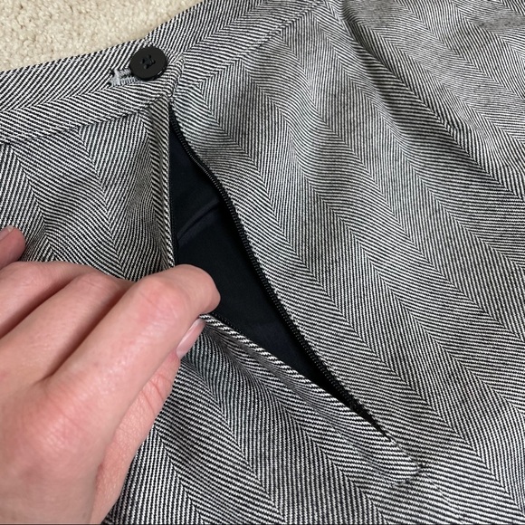 Vintage J. Gallery Gray Herringbone Skirt - Picture 9 of 11